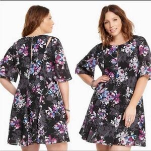Torrid Women's semi formal floral dress